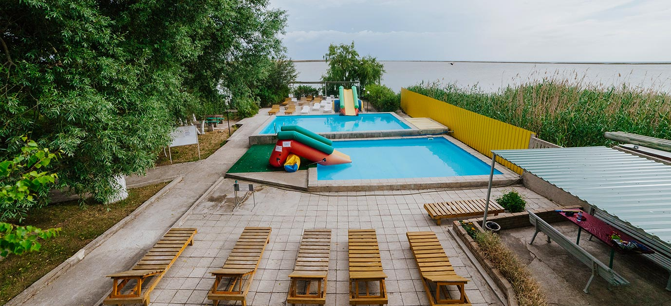 Фрунзенец - лучшая сезонная база отдыха в Саках (Крым)