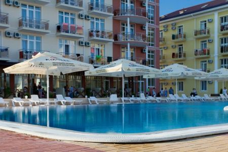 Открытый бассейн