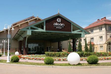 *Отель "Alean Family Doville" / "Алеан Фэмили Довиль"