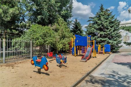 Детская площадка