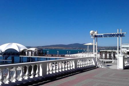 Крытый бассейн