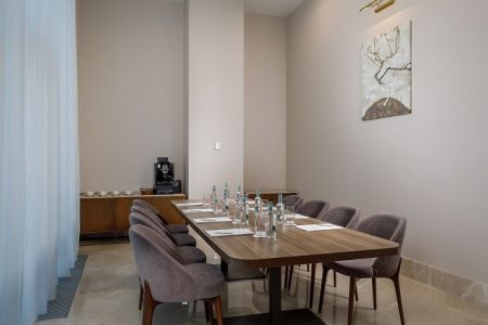 Крытый бассейн