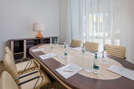 Крытый бассейн