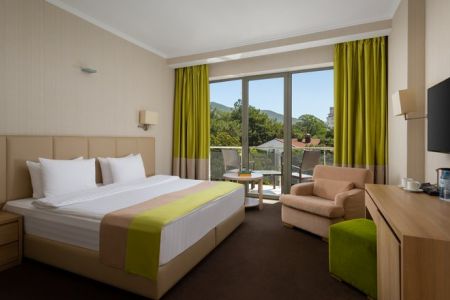 Крытый бассейн