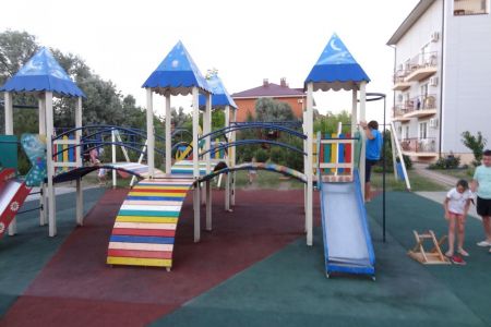 Детская площадка