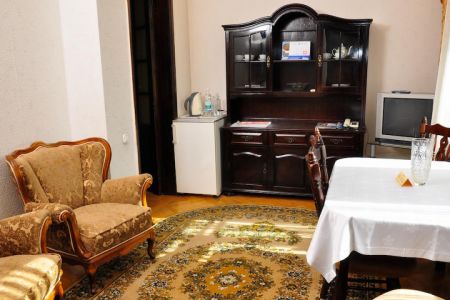 Стандартный 2-местный 2-комнатный (в коттедже № 4)