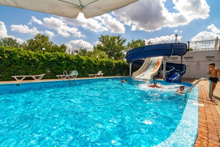 новая зона в бассейне