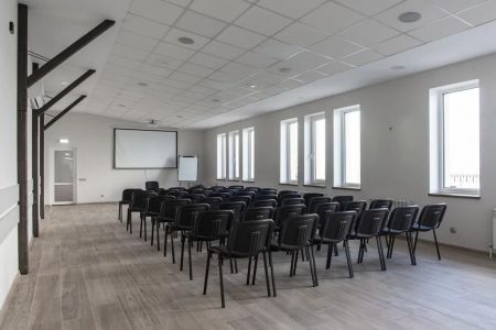 Конференц-зал