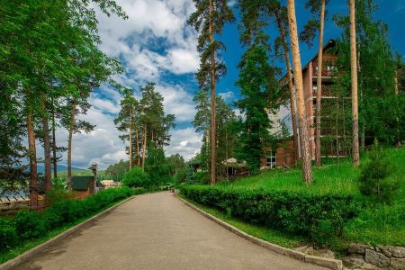 «Золотой пляж» — отель 3*