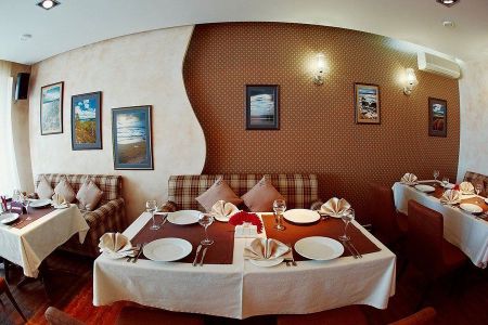 «Золотой пляж» — отель 3*