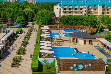 Благоустроенная территория