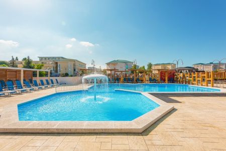 Открытый бассейн