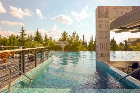 Бассейн Инфинити