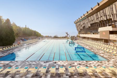 1 Отель Ялта-Интурист. Общий вид