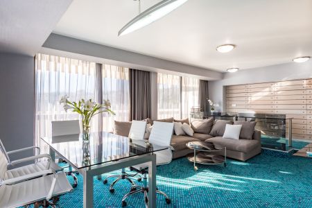 Президентский 4-местный