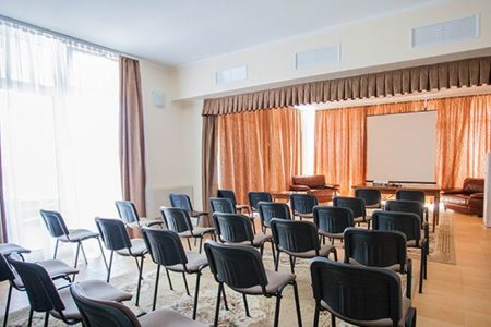 Конференц-зал