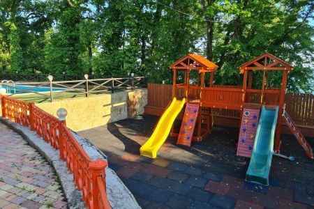 Детская площадка