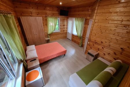 Семейный с балконом