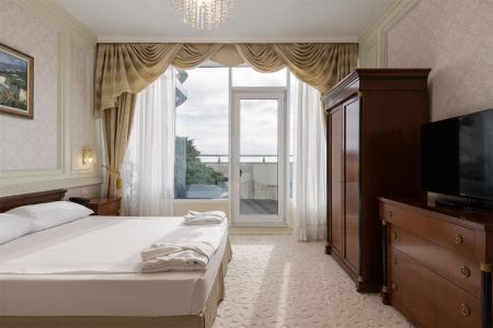 Апартаменты 2-местный 3-комнатный №802