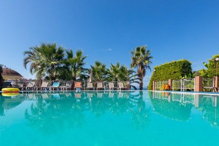 Внешний вид здания отеля