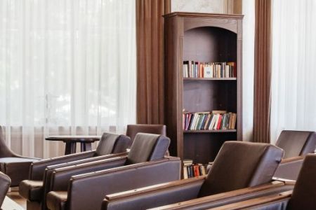 Спортивный инвентарь в тренажерном зале