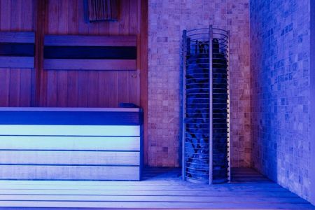 Спортивный инвентарь в тренажерном зале