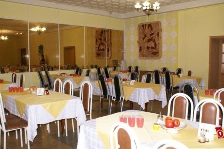 Питание с элементами шведского стола