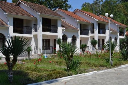 Территория пансионата