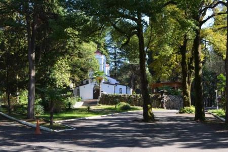 Территория пансионата