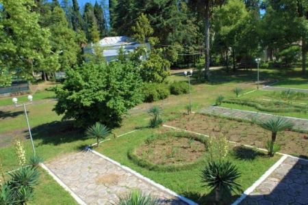 Территория пансионата