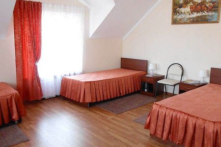 Общий вид на корпус санатория