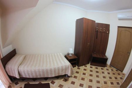 Общий вид на корпус санатория