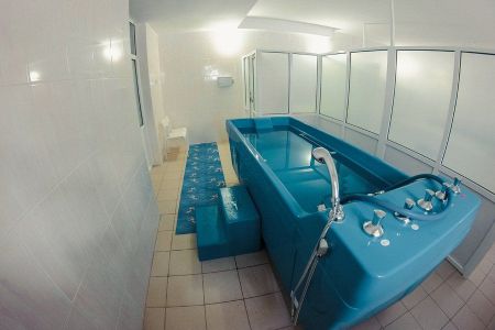 Общий вид на корпус санатория