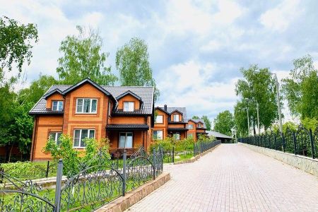 Общий вид на корпус санатория