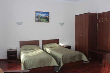 Общий вид на корпус санатория