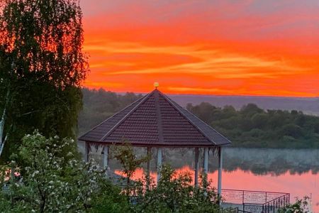 Общий вид на корпус санатория