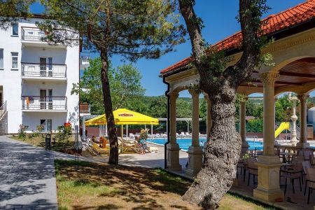 Открытый бассейн