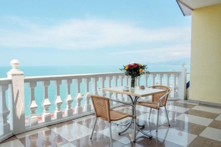 Отель "Оазис"