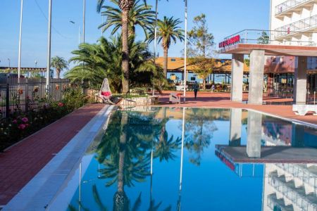 Открытый бассейн