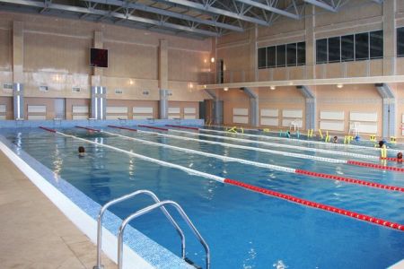 Крытый бассейн