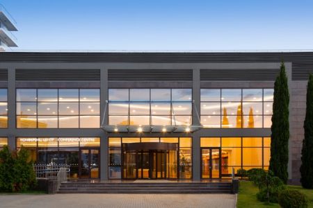 Фасад здания