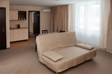 Полулюкс 2-местный Джуниор Сьют (корпус Театральный)