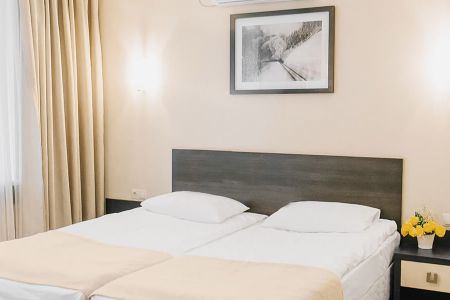 Полулюкс 2-местный Джуниор Сьют (корпус Театральный)