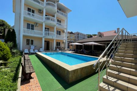 «Клевер» гостиница