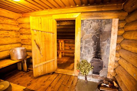 Коттедж 6-местный 3-комнатный «Изба Солнечная»