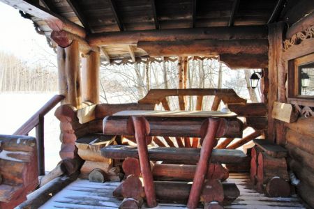 Коттедж 6-местный 3-комнатный «Изба Солнечная»