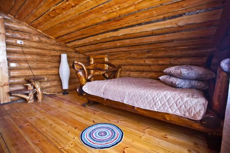 Коттедж 6-местный 3-комнатный «Изба Светлая»