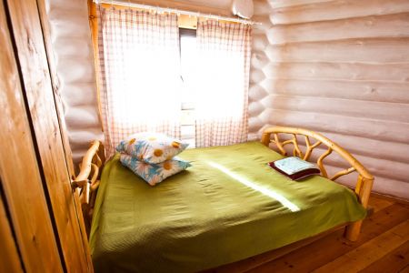 Коттедж 10-местный 5-комнатный «Изба Боярская»