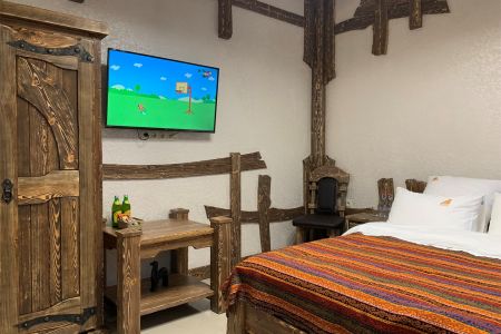 Люкс 4-местный 2-комнатный (с балконом)