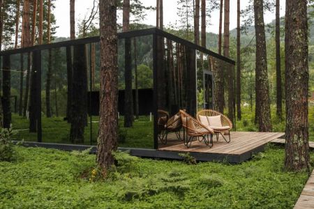 PINEWOOD внешний вид